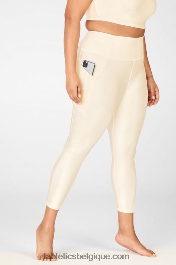 Oasis Pureluxe Legging taille haute brillant 7/8 femmes Fabletics 404P0T900 brillance de la crème au beurre