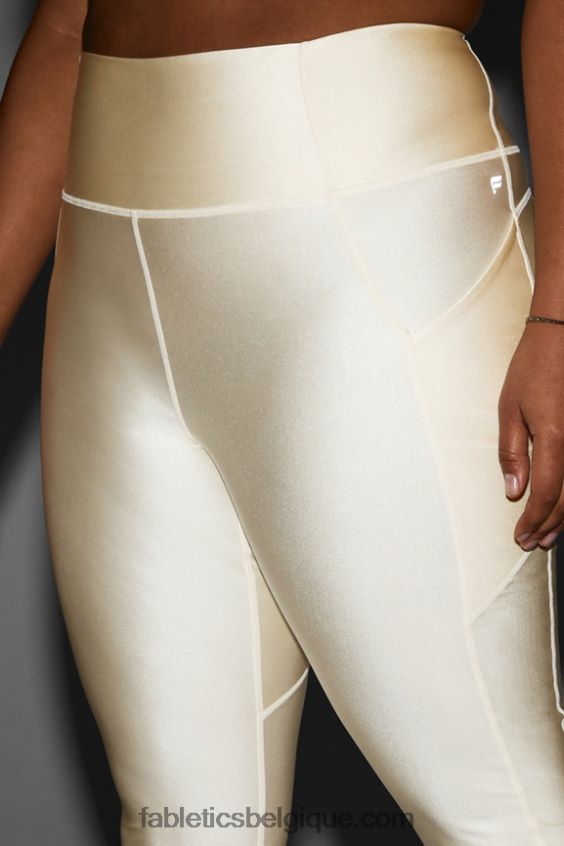 Oasis Pureluxe Legging taille haute brillant 7/8 femmes Fabletics 404P0T900 brillance de la crème au beurre