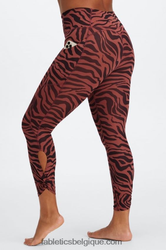 Oasis Pureluxe Legging taille haute torsadé 7/8 femmes Fabletics 404P0T1138 trait de zèbre en acajou
