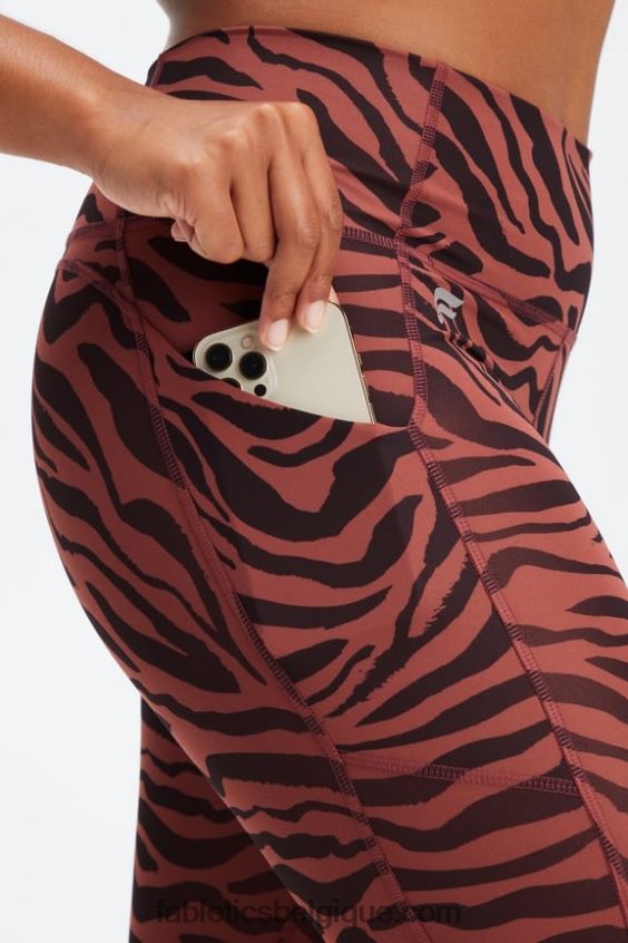 Oasis Pureluxe Legging taille haute torsadé 7/8 femmes Fabletics 404P0T1138 trait de zèbre en acajou