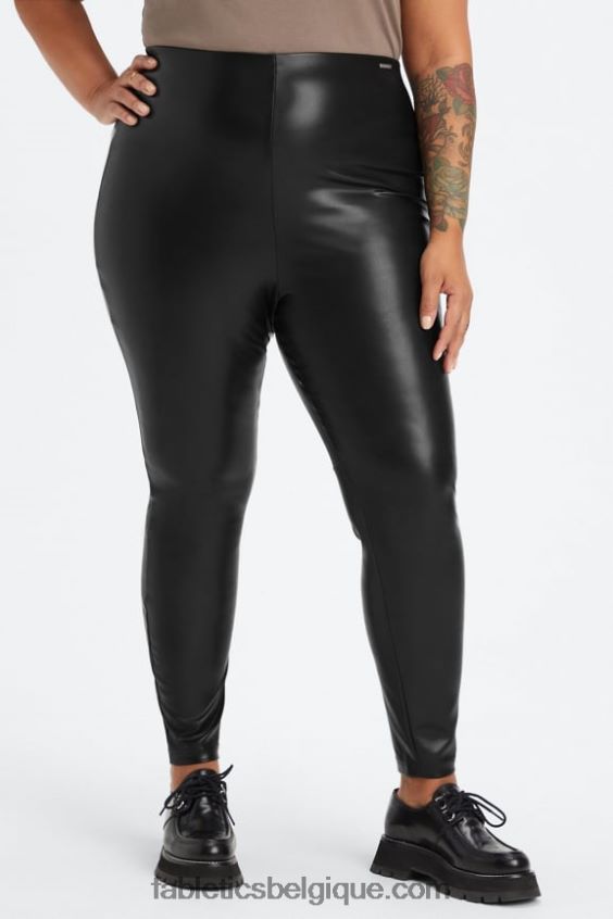 legging en cuir végétalien à enfiler femmes Fabletics 404P0T1064 noir