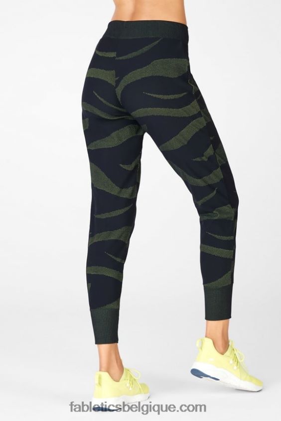 jogger jacquard joelle femmes Fabletics 404P0T215 peluche rose/noir