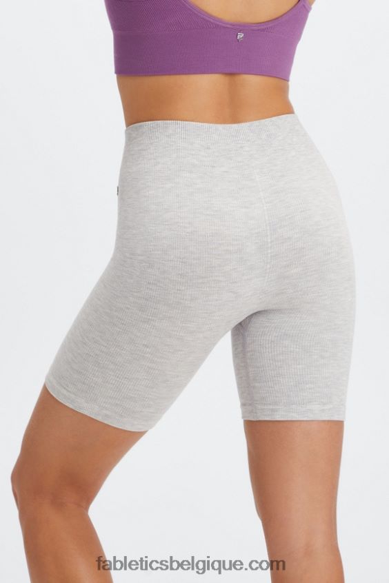 short 7\" taille haute sans couture nuage femmes Fabletics 404P0T445 poussière d\'étoile rouge foncé / or