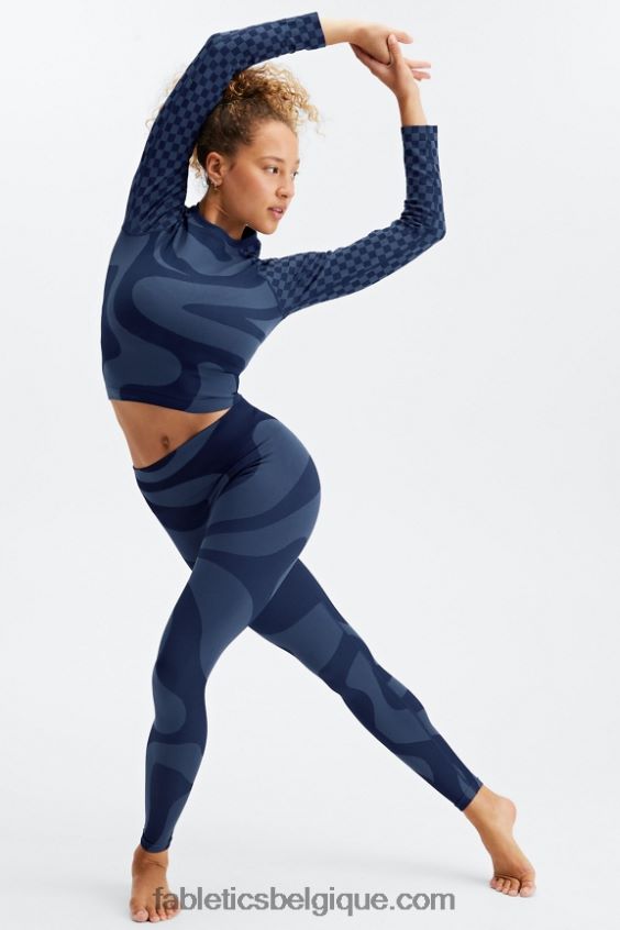 crop top à manches longues sans coutures jada femmes Fabletics 404P0T2663 marine foncé/bleu moyen