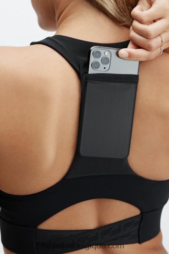 brassière de sport midi à impact moyen on-the-go 130 femmes Fabletics 404P0T1836 logo noir