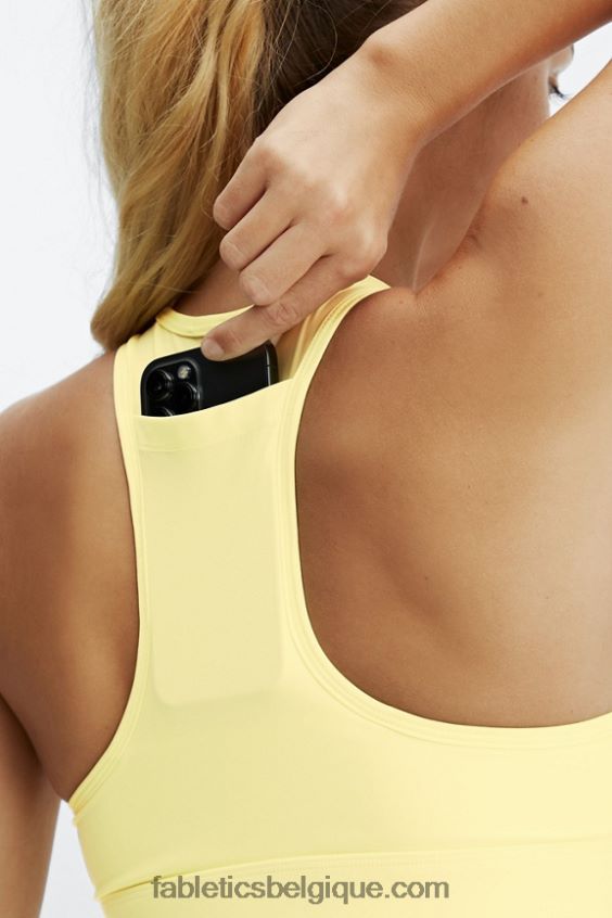 soutien-gorge de sport à impact moyen en déplacement 116 femmes Fabletics 404P0T1764 crème au citron