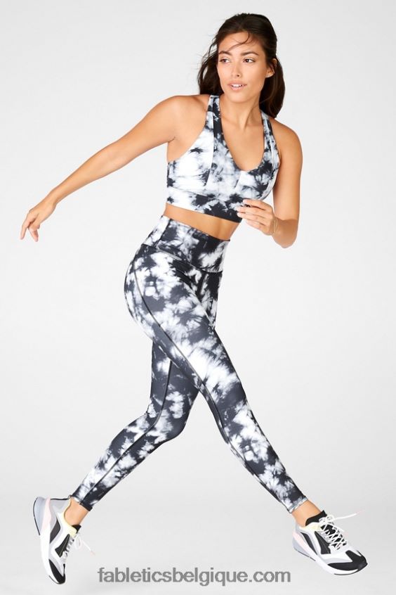 soutien-gorge de sport à impact moyen midi on-the-go 131 femmes Fabletics 404P0T1840 statique