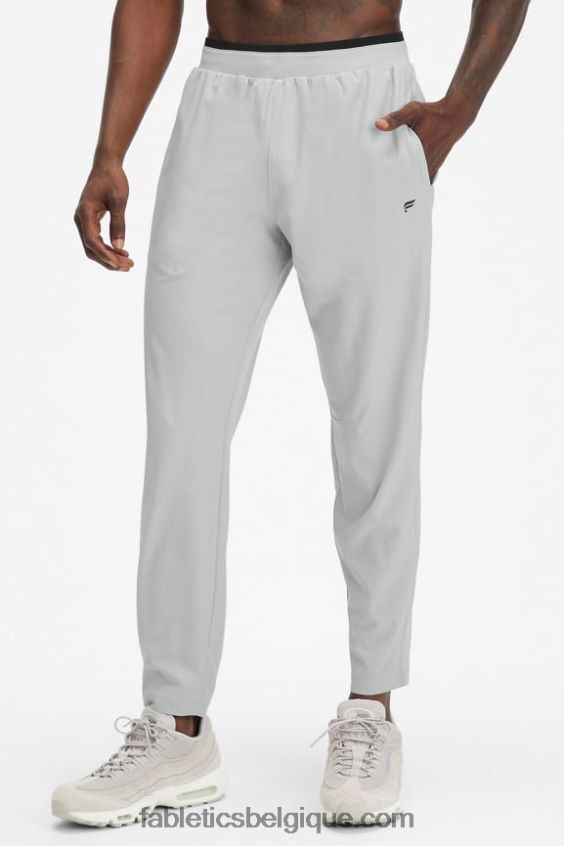 le pantalon fondamental Hommes Fabletics 404P0T3076 gris minéral