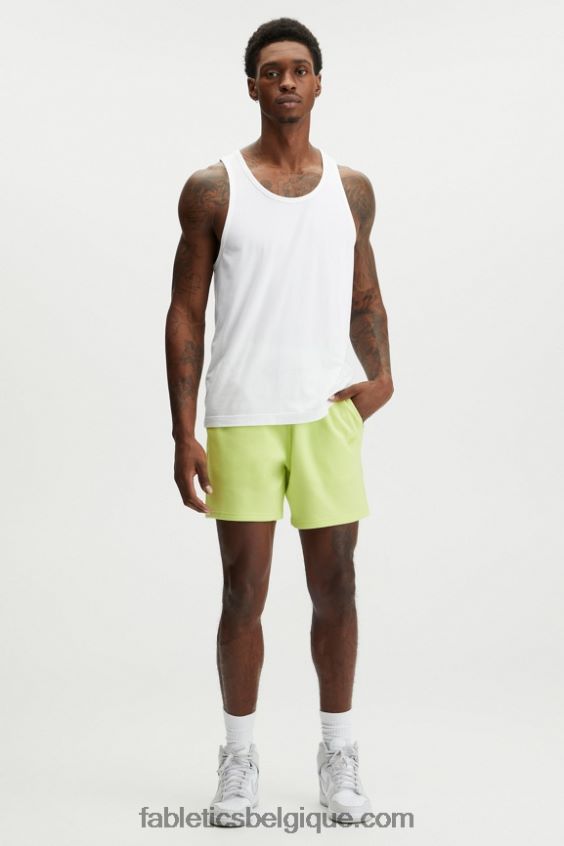 le court d\'après-match Hommes Fabletics 404P0T3351 chaux fanée