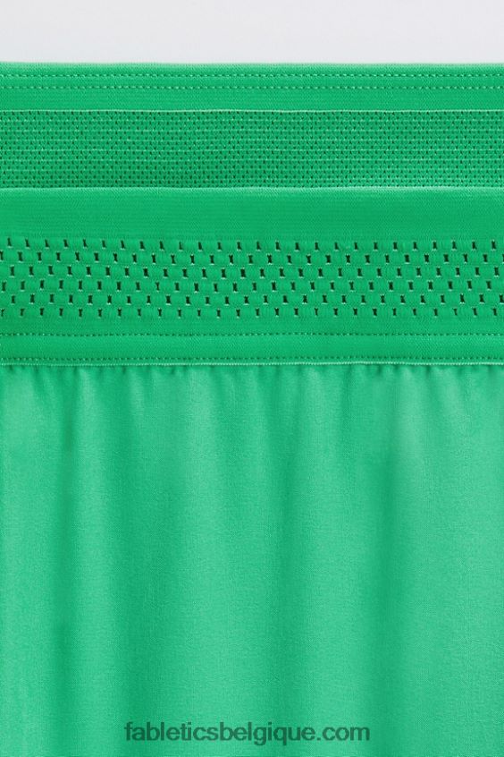 le court fondamental 164 Hommes Fabletics 404P0T3335 essentiel vert perforé