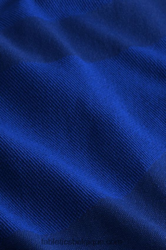 le t-shirt à manches longues de la journée d\'entraînement Hommes Fabletics 404P0T3565 abstrait bleu français f