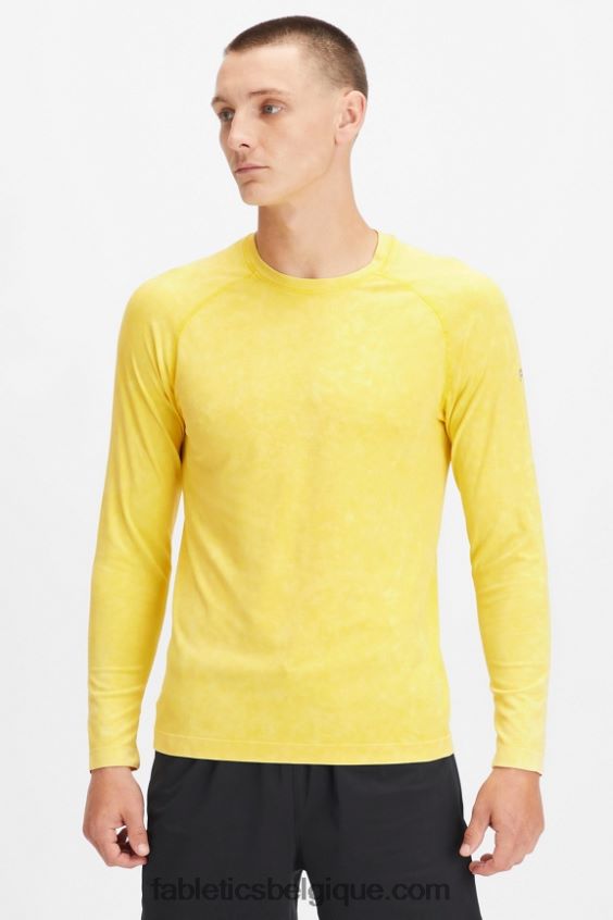 le t-shirt à manches longues de la journée d'entraînement Hommes Fabletics 404P0T3574 or du désert lavé