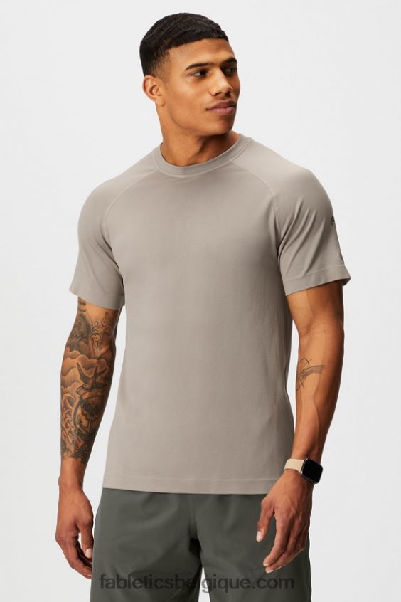 le tee de la journée d'entraînement 186 Hommes Fabletics 404P0T3548 kaki brutaliste