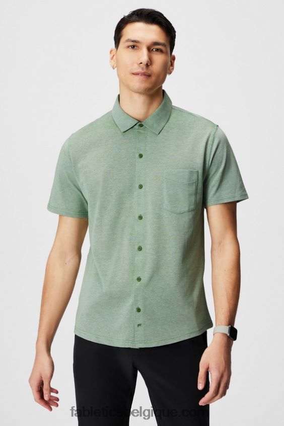 le tiret boutonné à manches courtes vers le haut Hommes Fabletics 404P0T3538 bruyère néo olive