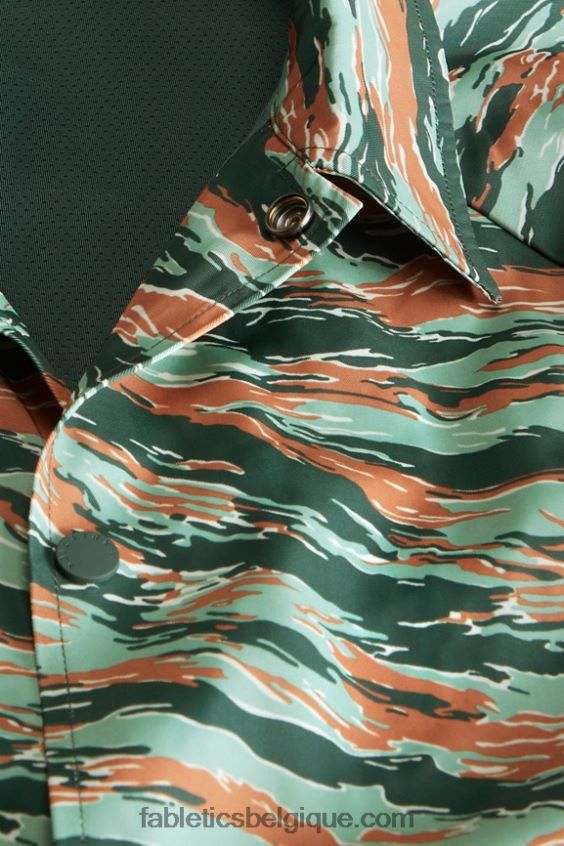 la seule veste d\'entraîneur Hommes Fabletics 404P0T3645 grand camouflage de tigre